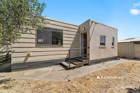 Property photo of 19 Phelan Drive Cranbourne North VIC 3977
