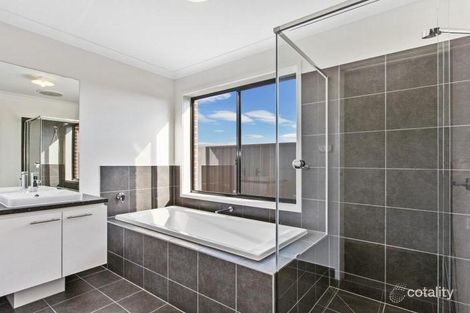 Property photo of 40 Westwood Road Kilmore VIC 3764