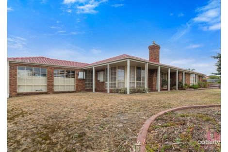 1 Streeton Ct, Skye, VIC 3977