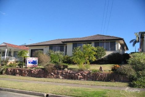 6 Lyndel Pde, Shortland, NSW 2307