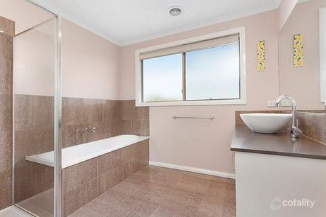 Property photo of 4 Phillip Road Keilor East VIC 3033