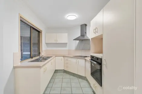 Property photo of 39 Premworth Place Runcorn QLD 4113