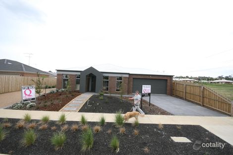 49 Burgundy Dr, Waurn Ponds, VIC 3216