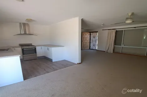 Property photo of 4 Freeman Avenue Morphett Vale SA 5162