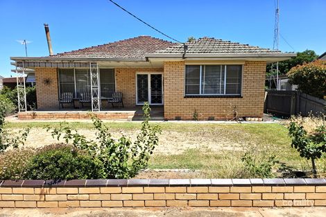 14 Cave St, Donald, VIC 3480