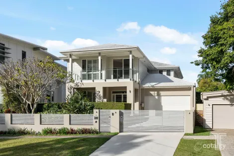 70 EVA ST, COORPAROO, QLD 4151