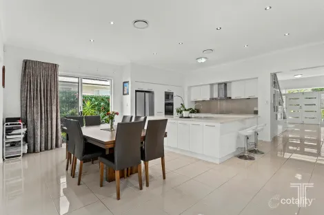 Property photo of 70 Eva Street Coorparoo QLD 4151