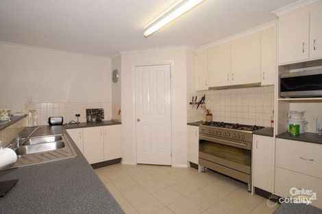 Property photo of 7 Emerald Rise Skye VIC 3977