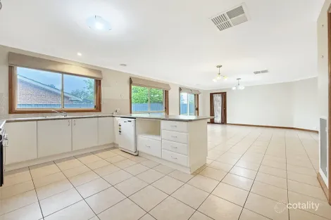 Property photo of 30 Dwyer Drive Young NSW 2594