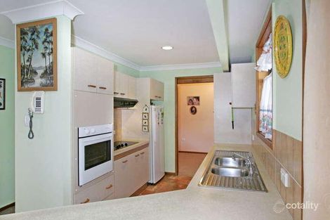 Property photo of 3 Jonquil Close Bateau Bay NSW 2261