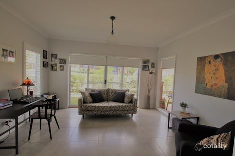 Property photo of 6 Langley Avenue Renwick NSW 2575