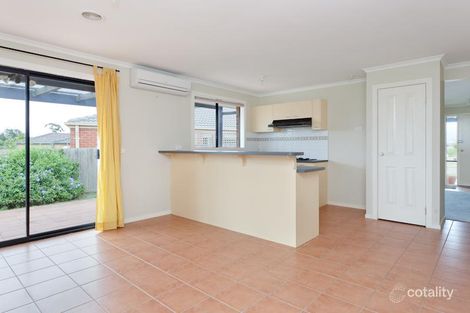 Property photo of 21 Farnborough Way Berwick VIC 3806