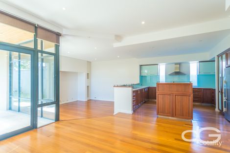 Property photo of 102 York Street Beaconsfield WA 6162