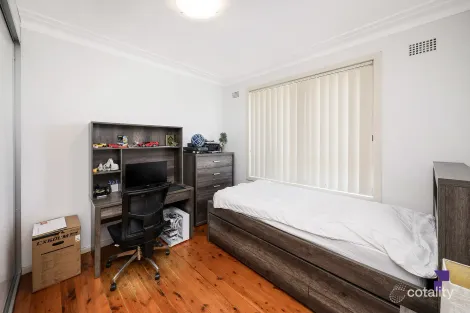 Property photo of 1 Collins Crescent Yagoona NSW 2199