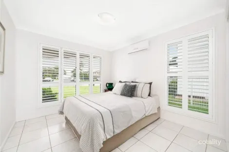 Property photo of 14 Dame Pattie Court Newport QLD 4020