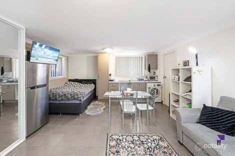 Property photo of 1 Collins Crescent Yagoona NSW 2199