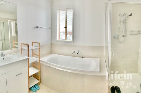 Property photo of 17 Creston Street Point Cook VIC 3030
