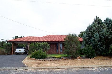 15 Montgomery Dr, Eaton, WA 6232