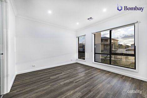 Property photo of 10 Fitzpatrick Circuit Kalkallo VIC 3064