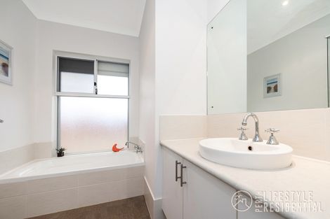 Property photo of 7 Villalta Way Gabbadah WA 6041