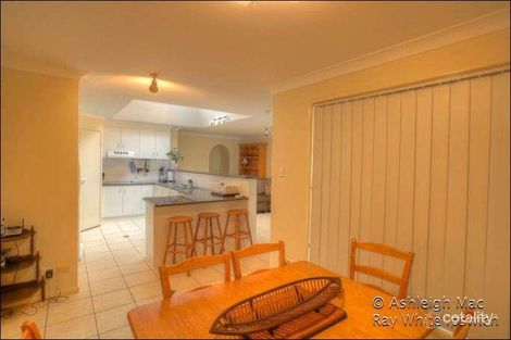 Property photo of 6 Benalla Street Karana Downs QLD 4306