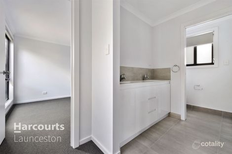 Property photo of 16/16 Barton Street Mowbray TAS 7248