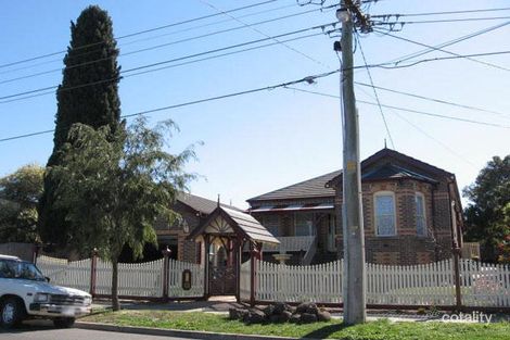Property photo of 1 Maureen Street Mount Waverley VIC 3149