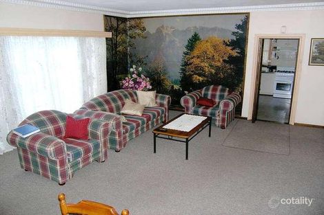 147 Gladstone Ave, Mount Saint Thomas, NSW 2500