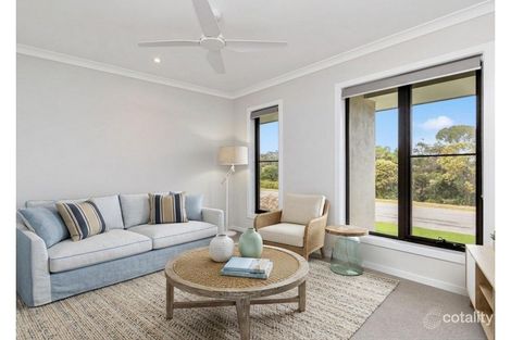 Property photo of 7 Cooper Circuit Nikenbah QLD 4655
