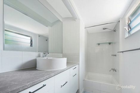 Property photo of 93 Nudgee Road Hamilton QLD 4007