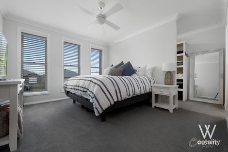 Property photo of 2A O'Farrell Place Kelso NSW 2795
