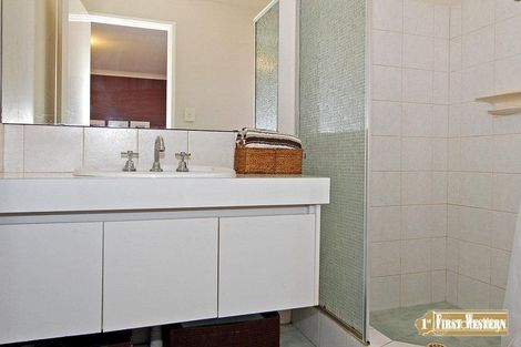 Property photo of 41B Ailsacraig Ramble Kinross WA 6028