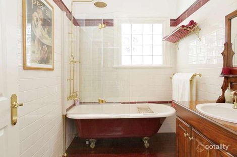 Property photo of 220 Yarra Street South Geelong VIC 3220