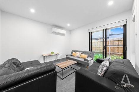 Property photo of 78 Oakden Crescent St Albans VIC 3021