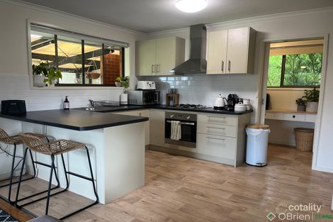 Property photo of 190 Princes Way Drouin VIC 3818