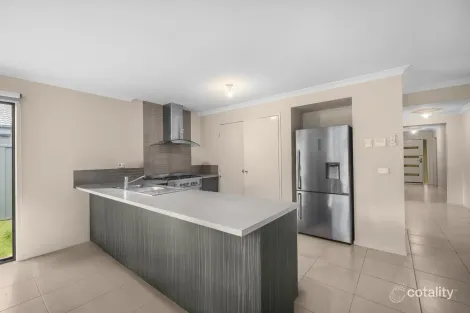Property photo of 123 Kinglake Drive Manor Lakes VIC 3024