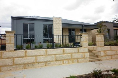 8 Athena St, Aveley, WA 6069