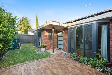 2/35 Olympic Ave, Cheltenham, VIC 3192