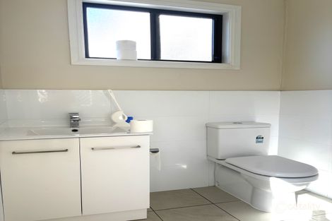 Property photo of 33 Ginganup Road Summerland Point NSW 2259