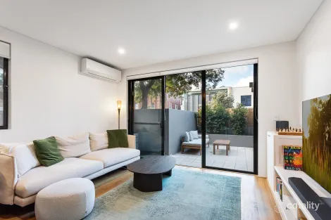 Property photo of 2/49-51 Roscoe Street Bondi Beach NSW 2026