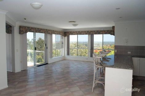 Property photo of 92 Tamworth Drive Helensvale QLD 4212