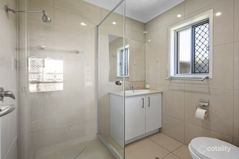 Property photo of 2/15 Bellavista Circuit Beaconsfield QLD 4740