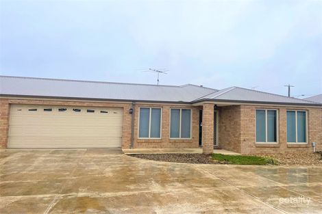 16 Henty St, Pakenham, VIC 3810