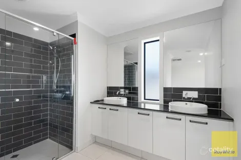 Property photo of 24 Barramunga Street Tarneit VIC 3029