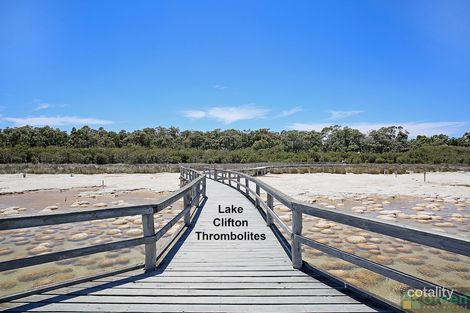Property photo of 18 Mulberry Close Bouvard WA 6211