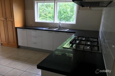 16 Winton St, Burwood, VIC 3125