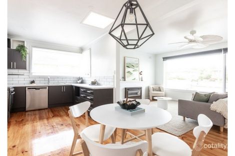 Property photo of 16 Reginald Grove Warrnambool VIC 3280