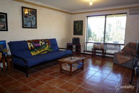 2/4 Chappel St, Dianella, WA 6059