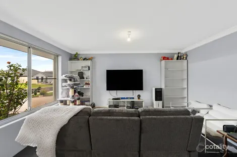 Property photo of 39 Wuraming Bend Dalyellup WA 6230