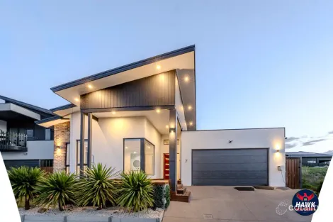 7 BARTON ST, GOOGONG, NSW 2620